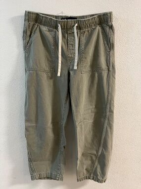 Old Navy Mid-Rise SuperSoft Pull-On Barrel Jeans (M)